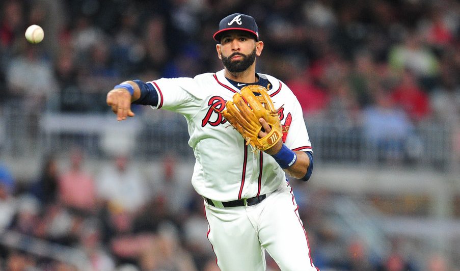 Photos: Jose Bautista suits up but Braves lose